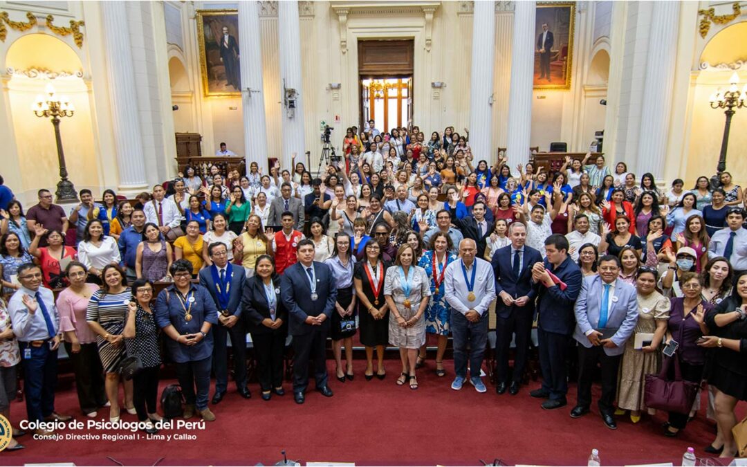 Decana Mabel Burga Tequén participó en Conferencia Internacional sobre “EL AUTISMO EN LA FAMILIA”