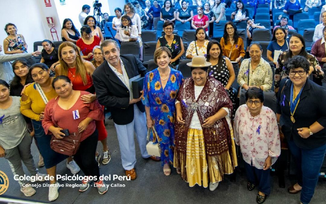 Decana participó en el conversatorio: “Mujeres que inspiran y cambian el futuro”